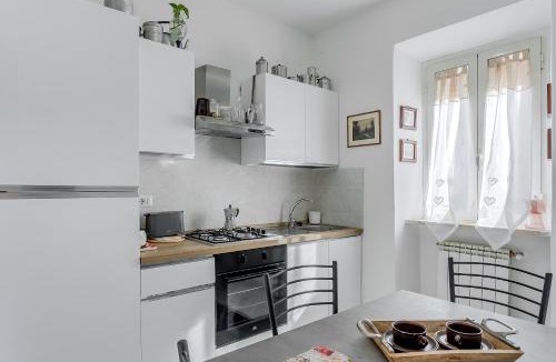 Zona LIII Tomba di Nerone Apartment | LA CASETTA NELLA MACCHIA di BENEDETTA