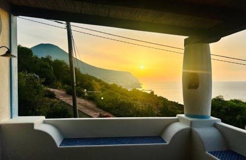 Malfa Villa | La Casuzza Dei Re