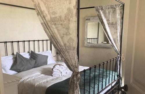 Bardino Vecchio Bed & Breakfast | La Corte Del Gallo Quality BeB
