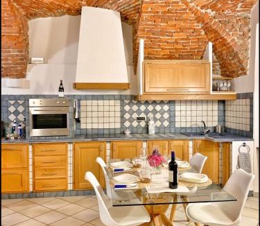 Centro Storico Apartment | La Fiaba: bilocale nel centro storico di Cuneo