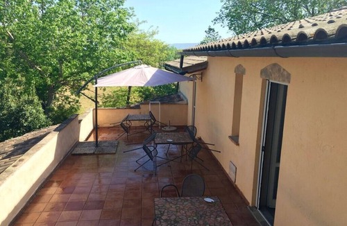 Marsciano House | La Fratta art-house in Umbria. Double room (A), with garden view.