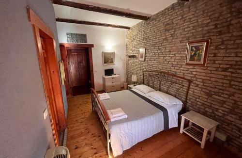 Medelana House | La Locanda degli Artisti