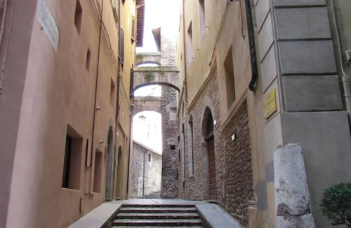 Precetto Villa | La Loggia; Villa in hidden Umbria, with large pool and spectacular views