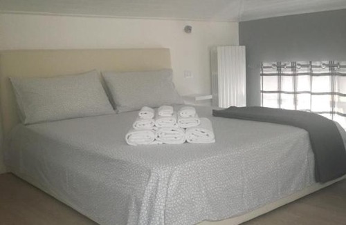 Desenzano del Garda Apartment | La Mansarda di Juliette