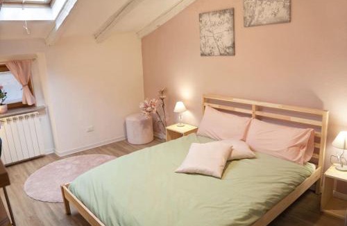 Trieste Old Town Apartment | La mansardina