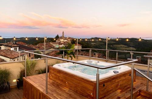 Bossolasco Bed & Breakfast | La Piazzetta degli Artisti - Boutique B&B