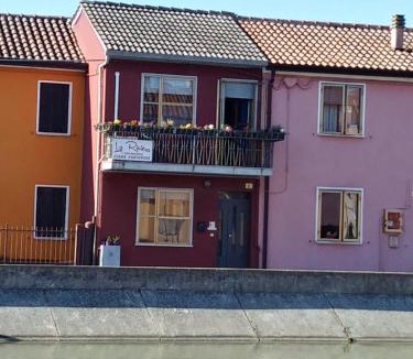 Loreo House | La Riviera