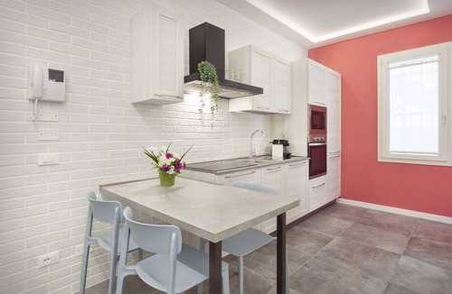 Garda Apartment | LA ROCCA RELAX - only 100 meters from the lake