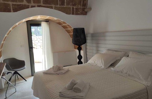 Marina di Pulsano Bed & Breakfast | La Vacia