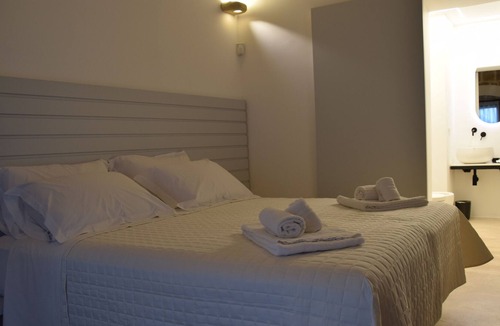 Marina di Pulsano Bed & Breakfast | La Vacia
