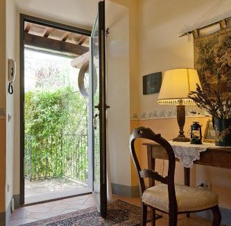 Iano Apartment | La Vecchia Sassa