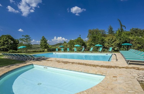 Gaiole in Chianti Apartment | La Vigna, Montebuoni, Gaiole in Chianti, Siena and Chianti
