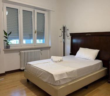 Mompiano House | La VILLA REGAL