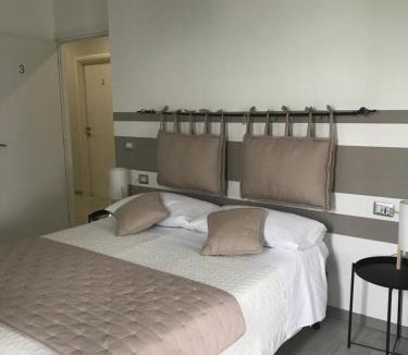 Feletto Bed & Breakfast | Lady Hamilton B&B