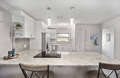 Summerfield Condo | Lake Front Get Away - 10 minutes from The Villages