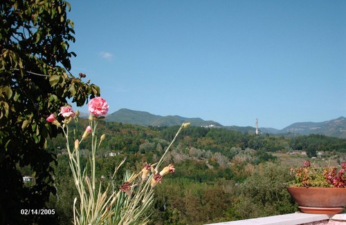 Camporgiano House | Lake view villa in Garfagnana Tuscany Lucca