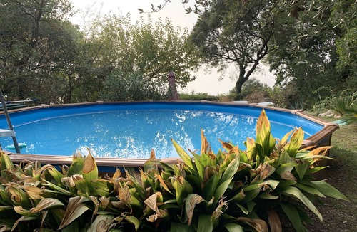 Garda House | Lake view villa surrounded by greenery