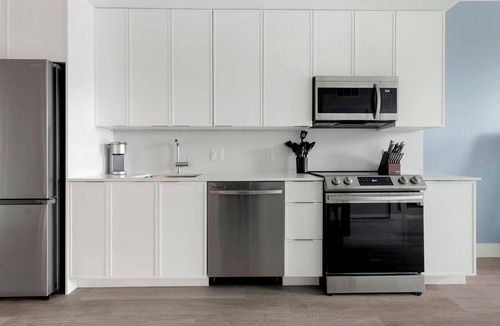 Cardozo Apartment | Landing | Beautiful 1BD in Columbia Heights