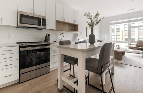 Old Town West Apartment | Landing | Chic 1BD, Courtyard, Clubhouse