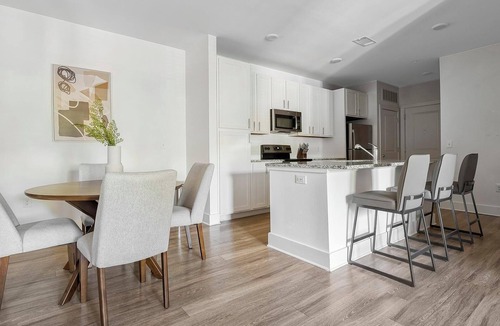 Fort Mill Apartment | Landing | Chic 3BD, Yoga Studio, Pool
