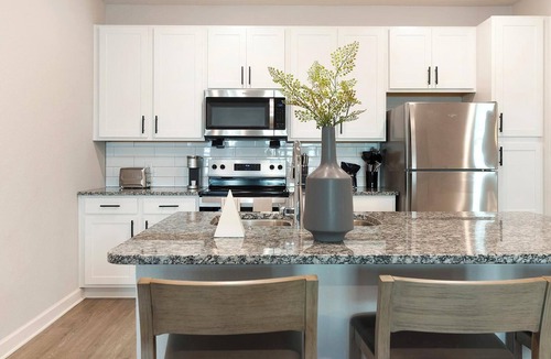 Port Malabar Apartment | Landing | Incredible 2BD, Gym, Pool