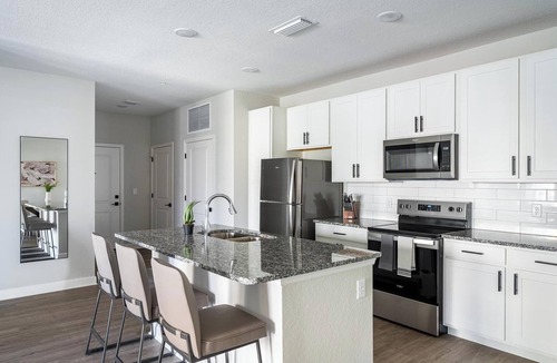 Port Malabar Apartment | Landing | Incredible 2BD, Pool, Gym