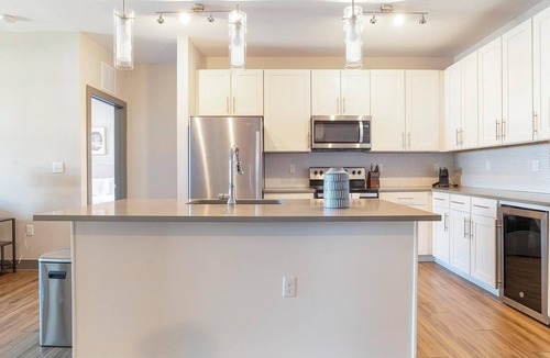 Florida Central Atlantic Coast Apartment | Landing | Incredible 2BD, Gym, Pool