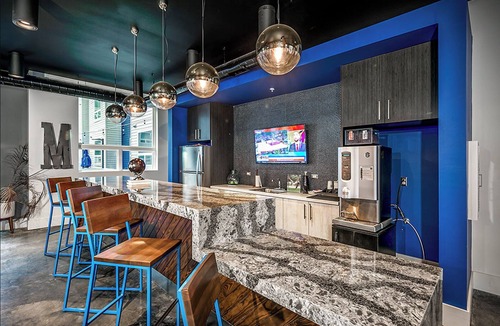 University District Apartment | Landing | Modern 2BD, Clubhouse, Game Room