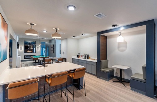 Charlottesville Apartment | Landing | Modern 2BD, Gym, Clubhouse