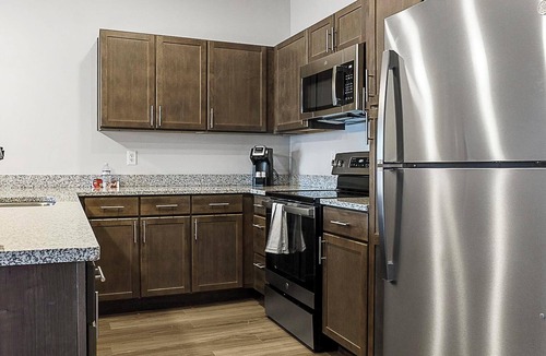 Cartersburg Apartment | Landing | Spectacular 1BD, Gym, Clubhouse