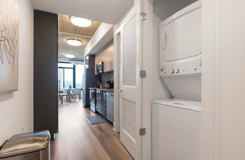 Baileys Crossroads Apartment | Landing | Stunning 1BD, Game Room, Gym