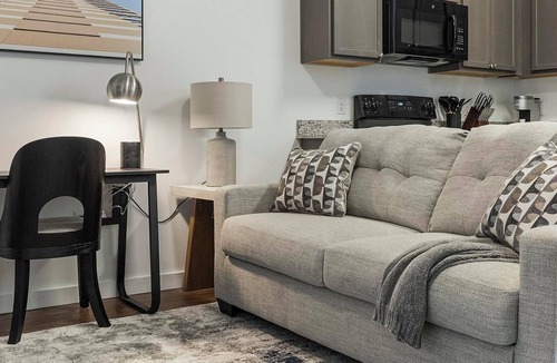 Church Hill Apartment | Landing | Stunning 2BD, Clubhouse, Pool