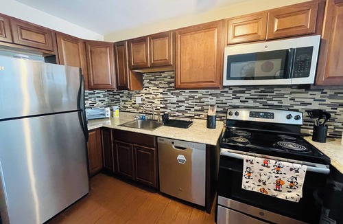 Elkins Park Apartment | Large 2BR/2BA Apartment | Ideal for Long Stays