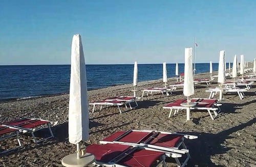 Rossano Apartment | Large and Cozy 2-bedroom apartment in charming Corigliano-Rossano with WiFi, AC