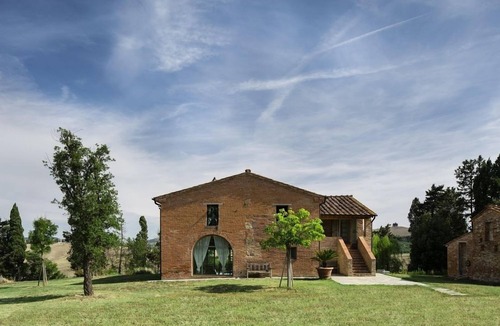 Castelfalfi Villa | Large villa in Tuscany Italy to rent with pool, air conditioning, views, Wi-Fi, and near Volterra
