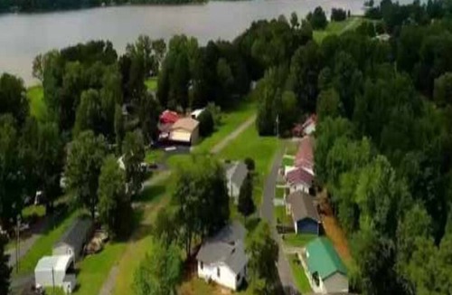 Hardin House | Latitude Adjustment Kentucky Lake