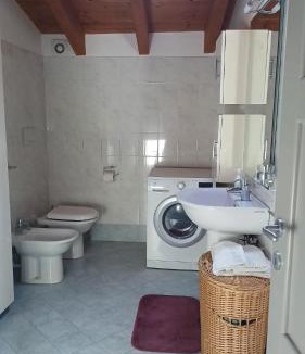Pizzighettone Apartment | Le Mura Holiday Home in Gera