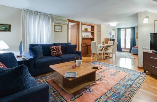 Quartiere XXVIII Monte Sacro Alto Apartment | Le Petite Resort B&B