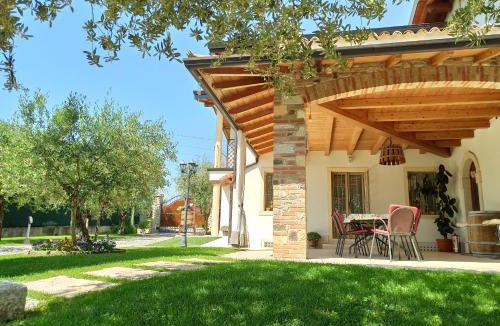 Colà Di Lazise Bed & Breakfast | Le Zampolle B & B