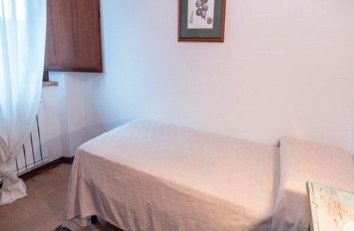 Todi Apartment | Lev Tolstoy Apartment Borgo Bianchini