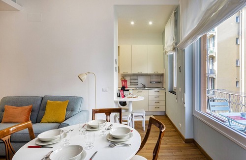 Albaro Apartment | Light apartment in Albaro by Wonderful Italy