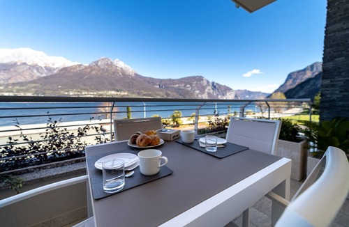 Onno House | Lily of the Valley Apartment
