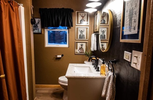 Crivitz Cabin | Lodge with access to Lake Noquebay, UTV/Snowmobile trail access