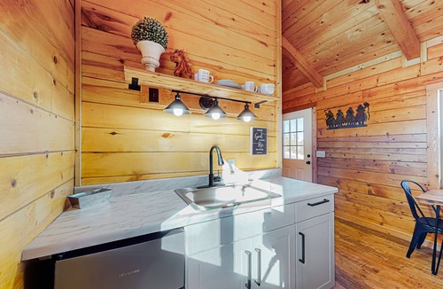 Park County Cabin | Log cabin on 1,800-acre ranch with sweeping mountain & meadow views