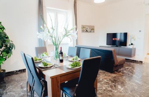 Alcanterini House | Loli Trulli Superior Villa - Free Parking