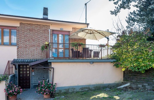 Castagnole Monferrato Apartment | Lovely apartment for 3 people with WIFI, A/C, TV and balcony