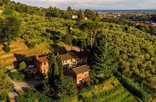 Massa e Cozzile House | Lovely accommodation in a typical tuscan farmhouse. Cooking Class on site