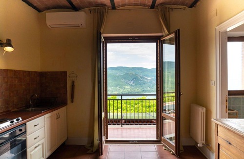 Villa Santa Maria Apartment | Lovely apartment for 4 people with pool, WIFI, A/C, TV, balcony and pets allowed