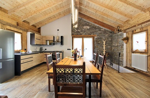 Lozzo di Cadore Apartment | Lovely apartment for 5 guests with WIFI, balcony, pets allowed and panoramic view