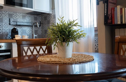 Pavia Apartment | Lovely apartment for 3 guests with WIFI, A/C, TV, terrace, pets allowed and panoramic view